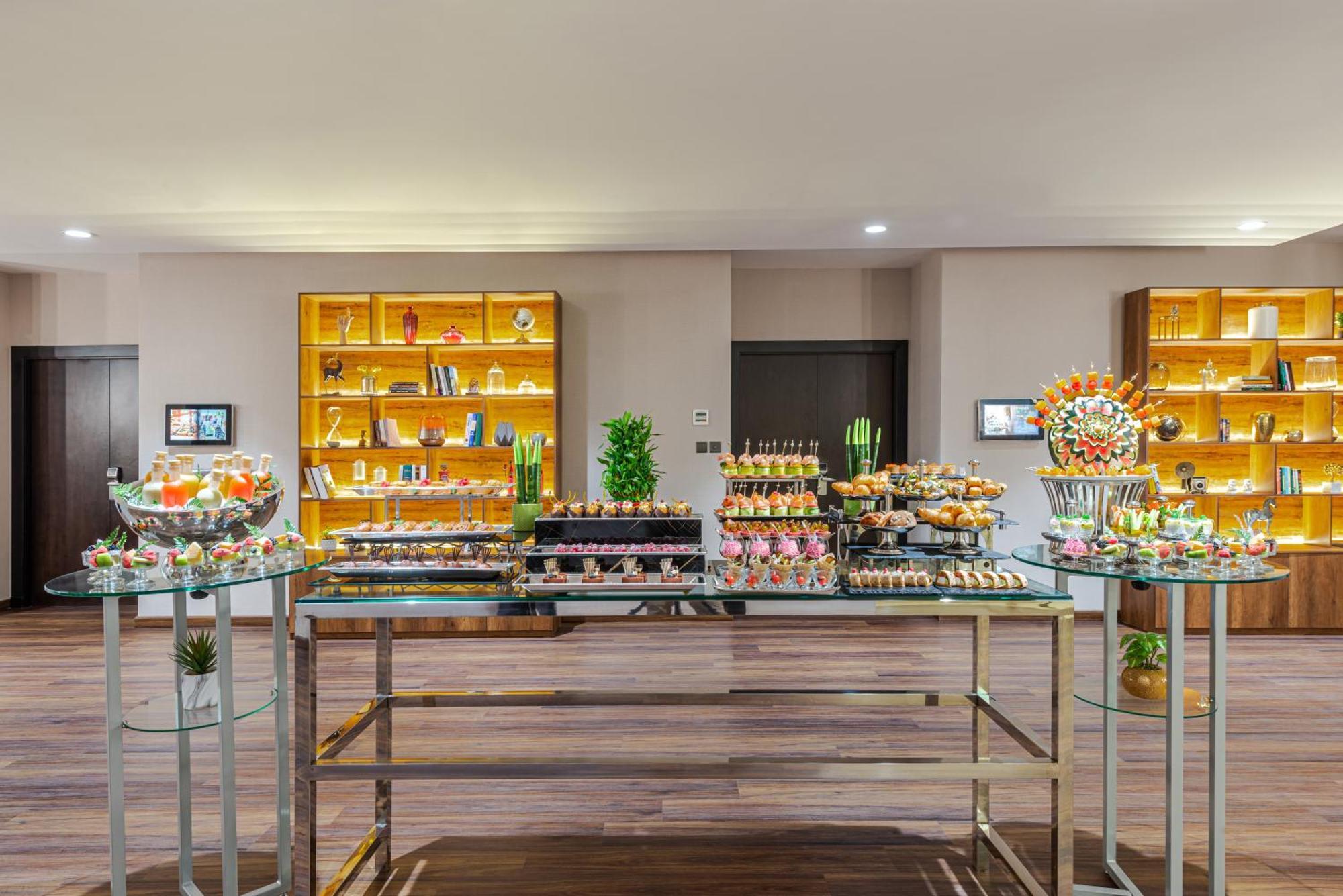 Holiday Inn Riyadh Al Qasr By Ihg מראה חיצוני תמונה