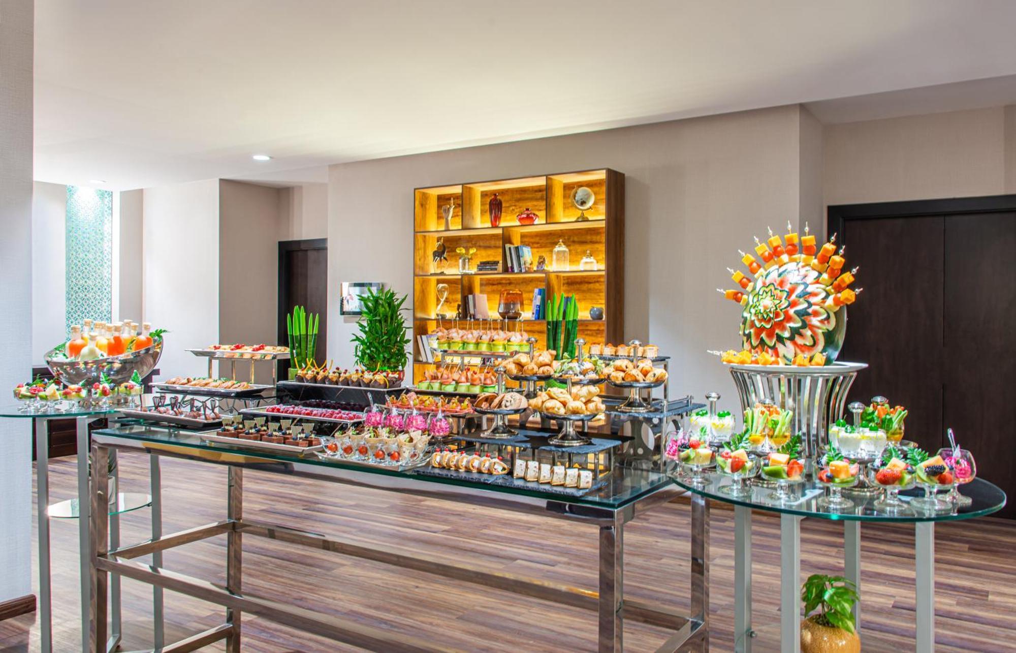 Holiday Inn Riyadh Al Qasr By Ihg מראה חיצוני תמונה