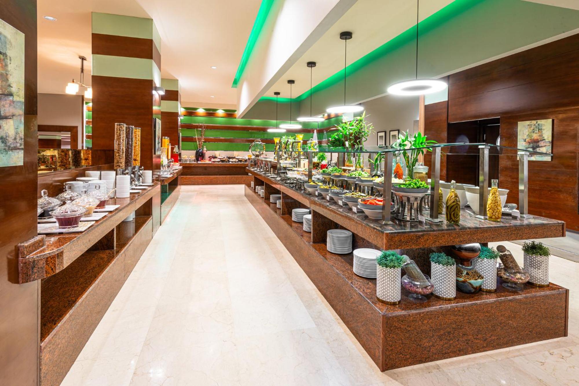 Holiday Inn Riyadh Al Qasr By Ihg מראה חיצוני תמונה